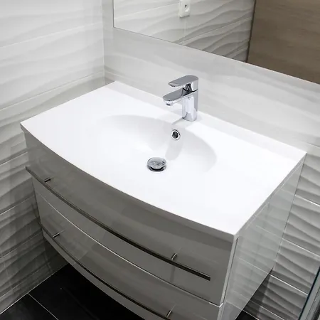 Red One Apartman Nizza